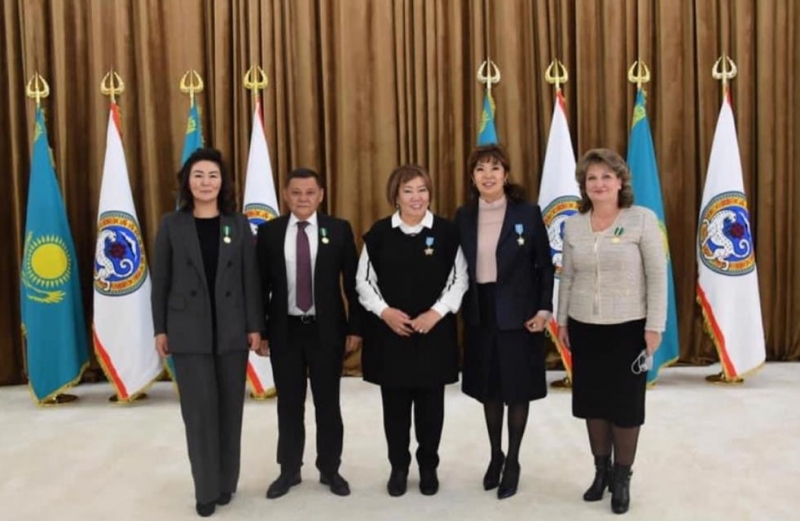Медалью «Шапағат» награждена президент АПРФД РК Марина Дурманова